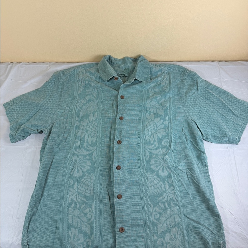 Tommy Bahama Aqua Floral Button Down Shirt 100% Silk